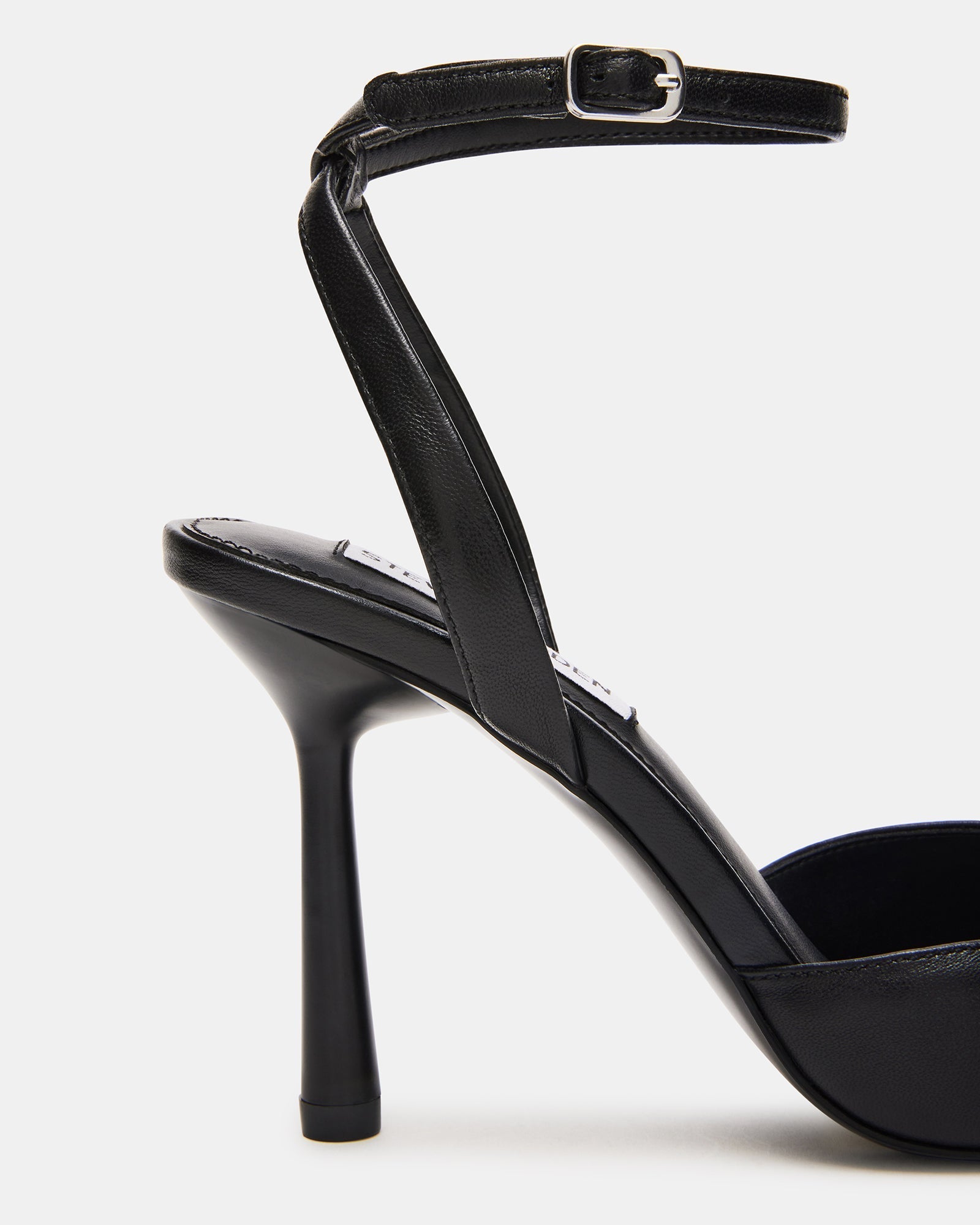 ALLIANCE BLACK LEATHER - SM REBOOTED