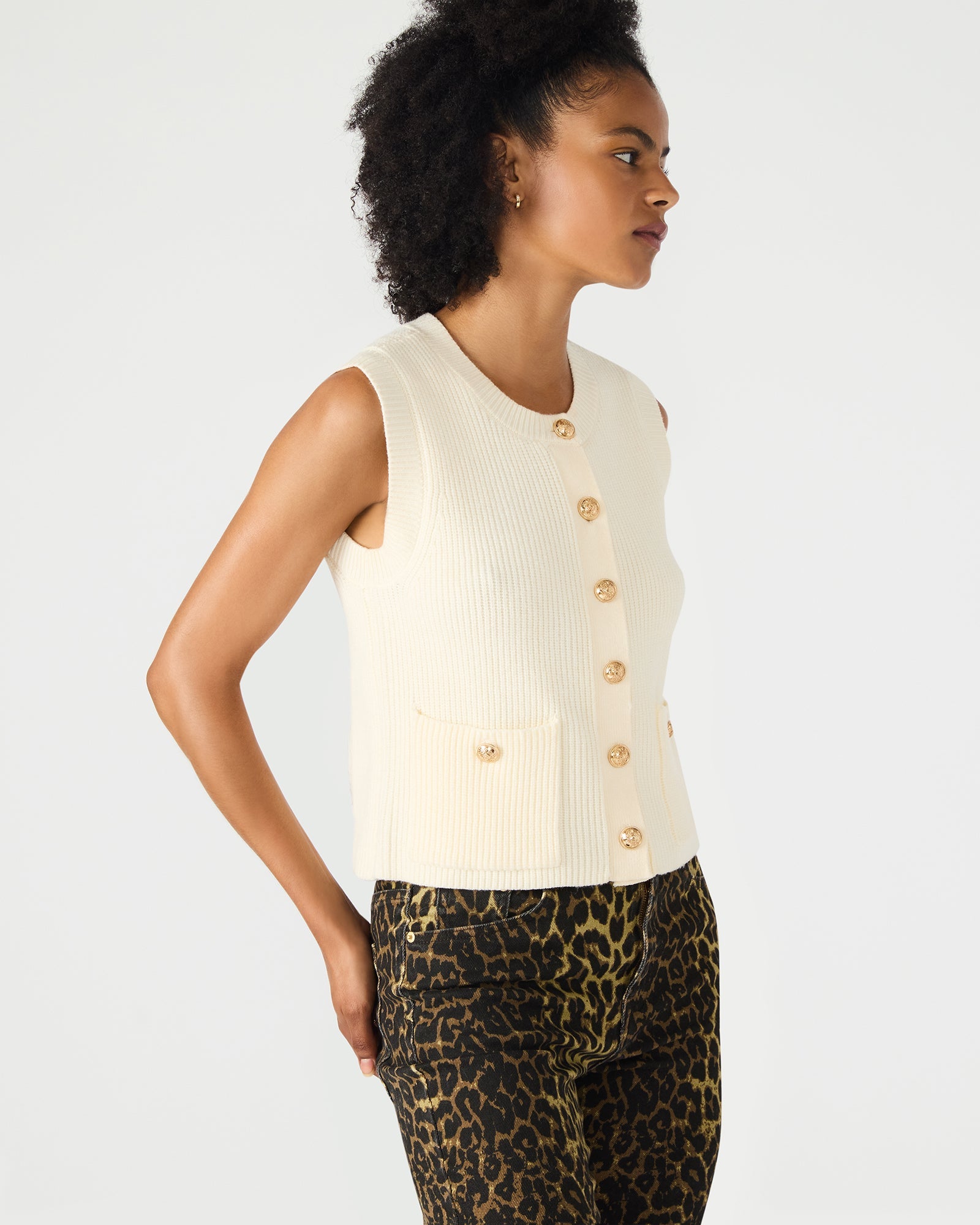 ALIYA SWEATER VEST CREAM